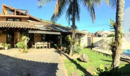 Linda casa à venda no bairro Martim de Sá - Caraguatatuba/SP