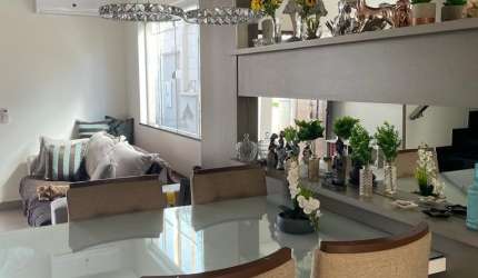 Excelente casa em condomínio fechado em Uberlândia