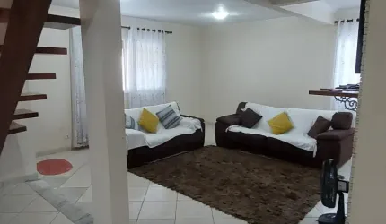 LINDA CASA NO BAIRRO JABAQUARA PARATY RJ.