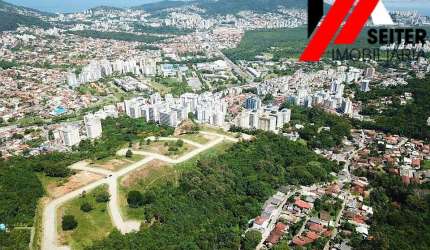 Terreno a venda no bairro Itacorubi