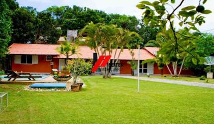 Casa com 4 dormitórios a venda em Canavieiras