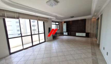Apartamento de 3 dormitorios com suite a venda centro Florianopolis