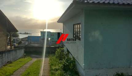 Terreno a venda em Ribeirão da Ilha