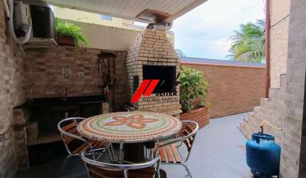 Casa comercial a venda em Canasvieiras norte de Florianópolis
