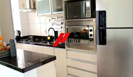 Apartamento à venda com 3 dormitórios no bairro Trindade em Florianópolis.