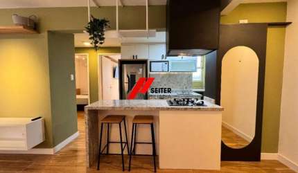 Apartamento a Venda com 2 dormitórios no Centro de Florianópolis