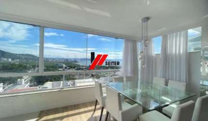 Cobertura de 3 dormitorios a venda bairro itacorubi 234m2
