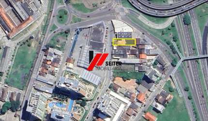 Terreno Comercial de 360m² à Venda na Trindade, Florianópolis-SC: Oportunidade Imperdível!