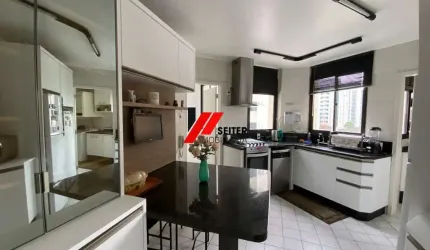 Apartamento mobiliado de 3 Quartos e 2 vagas para alugar no Centro de Florianópolis