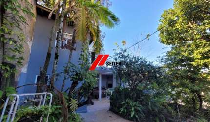 Casa de 2 dormitórios com suíte e edícula à venda Trindade Florianópolis