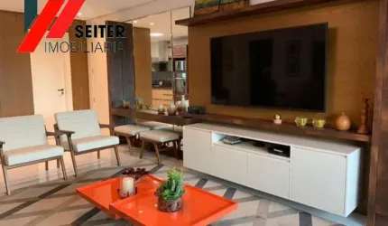 Lindo apartamento com 3 suítes próximo à Beiramar