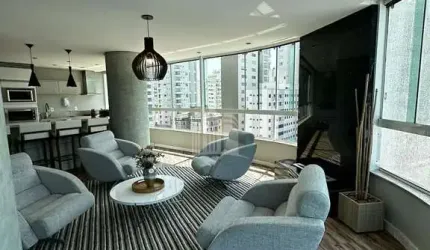 Apartamento com 3 suítes e 4 vagas de garagem na Barra Sul - Balneário Camboriú