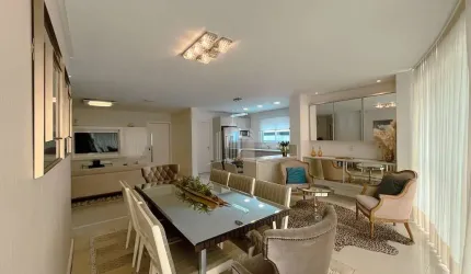 Apartamento de alto padrão pronto para morar com 3 suítes 3 vagas no Centro de Balneário Camboriú