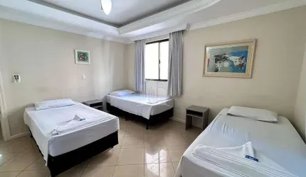 Hotel a venda a 200 metros da praia Central de Balneário Camboriú