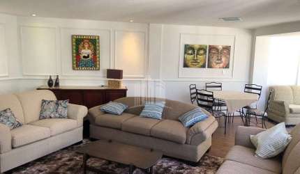 Cobertura Duplex com 3 dormitorios sendo 2 suítes no Centro em Balneário Camboriú