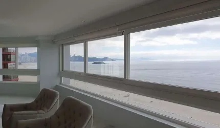 Alto Padrão Frente Mar com 04 Suítes