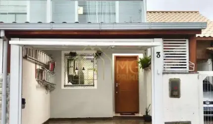 Sobrado Geminado à venda no Rio vermelho