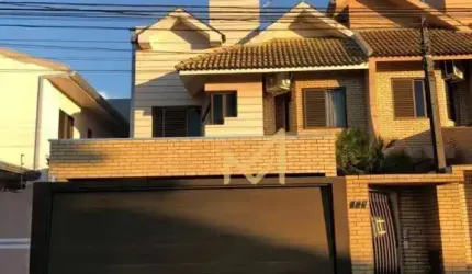 Sobrado à venda, por R$ 760.000 - Tropical - Cascavel/PR