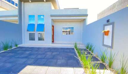 Casa com 1 Suíte + 2 Quartos - 90 m² por R$ 475.000 - Jardim Piovesan - Cascavel/PR