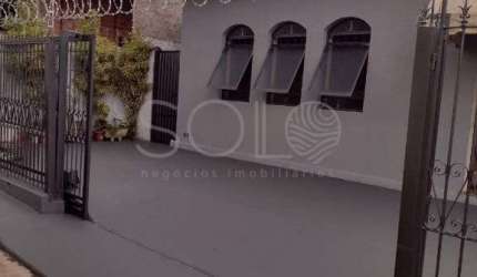 Casa com 3 quartos à venda na Vila Xavier (Vila Xavier), Araraquara , 250 m2 por R$ 340.000