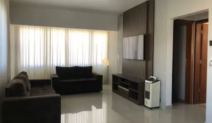 Apartamento à venda no Centro de Esmeraldas-MG: 3 quartos, 1 suíte, 2 salas, 2 banheiros, 3 vagas de garagem, 125m².