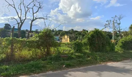 Excelente Oportunidade de Investimento: Terreno à Venda em Esmeraldas-MG, Bairro Novo Retiro, 360m² de Área