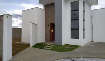 Oportunidade única: Casa à venda no bairro Fernão Dias em Esmeraldas-MG, com 3 quartos e ótimo acabamento!