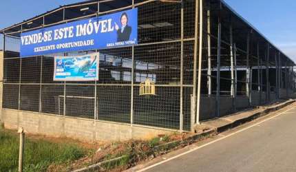Imovel comercial em Esmeraldas