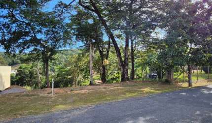 Terreno Exclusivo à Venda no Condomínio Solar das Palmeiras em Esmeraldas - 1.258 m²