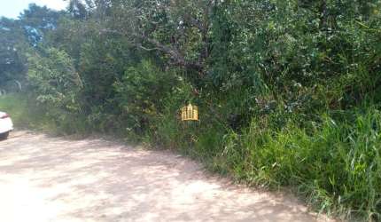 Terreno à venda em Esmeraldas-MG, bairro Tropeiros, 1.110,00 m² de área: oportunidade única!