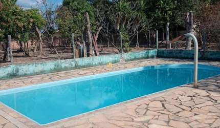 Sítio à Venda em Tropeiros, Esmeraldas - 3.000m² com Piscina e Área de Lazer