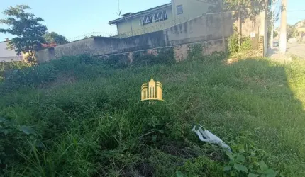 Terreno à Venda no Centro de Esmeraldas ? 360m², Três Lados Murados, R$320 Mil