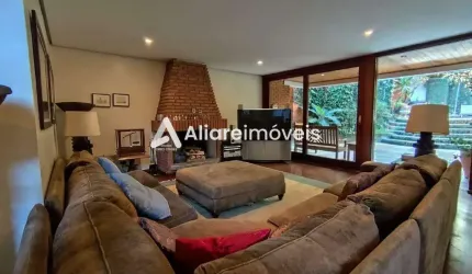 Casa c/ 3 quartos, 3 suítes e 7 vagas, 792m², à venda no bairro Vila Madalena, por 6.360.000,00
