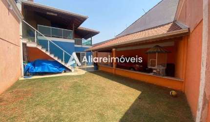 Casa c/ 3 quartos, 3 suítes e 8 vagas, 370m², à venda no , no bairro Mooca, por 1.800.000,00