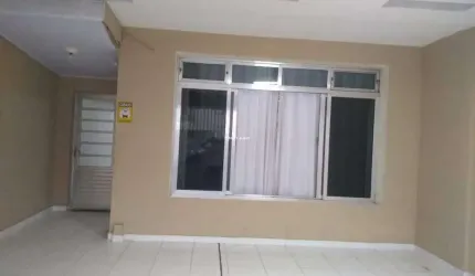 Casa c/ 3 quartos, 1 suíte e 3 vagas, 150m², à venda no bairro Vila Ema, por 657.200,00