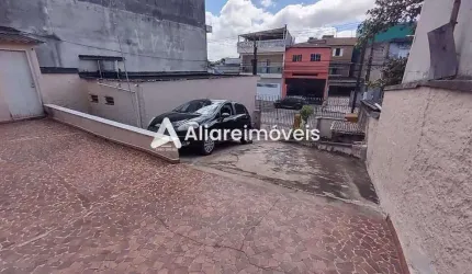 Casa c/ 2 quartos e 2 vagas, 138m², à venda no bairro Jardim Guairaca, por 680.000,00