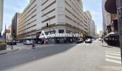 Loja c/ 264m², para aluguel no bairro Centro, por 11.500,00