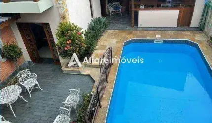 Casa c/ 4 quartos, 2 suítes e 4 vagas, 338m², à venda no bairro Vila Albertina, por 1.550.000,00