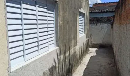 TROCO CASA EM LORENA NA VILA HEPACARÉ POR SITIO NO SUL DE MINAS