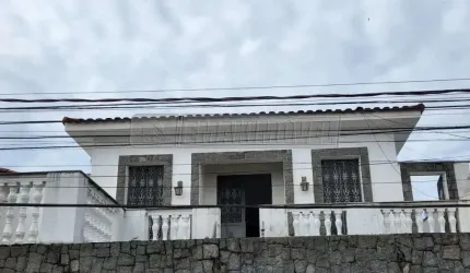 Casa em Bairros em Votorantim