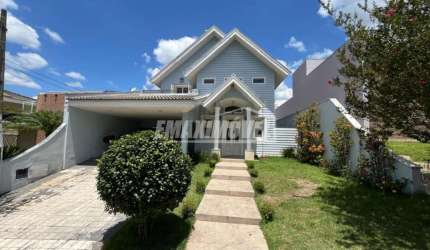 Casa com 4 Quartos sendo 2 suítes e 2 vagas - Belvedere II