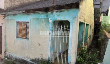 Casa em Bairros em Votorantim