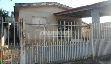 Casa em Bairros em Salto de Pirapora