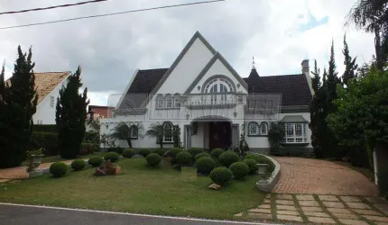 Casa com 5 Quartos, Hidro e Área gourmet com piscina - Cond. Lago Azul
