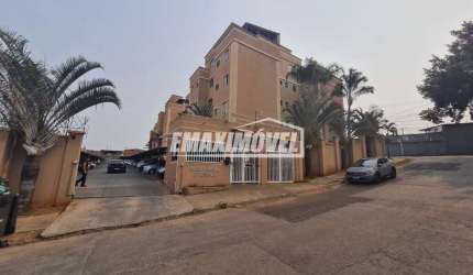 Apartamento com 2 Quartos e 1 vaga - Jardim Ipanema