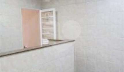 Casa com 3 quartos à venda em Núcleo Residencial Beija-flor - SP