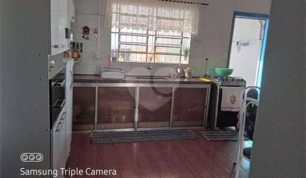 Casa com 2 quartos à venda em Vila Camargo - SP
