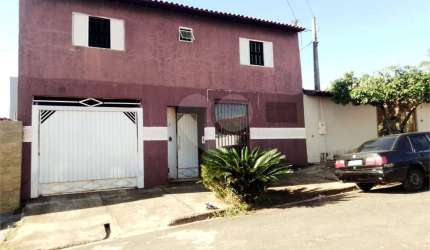 Casa com 3 quartos à venda em Conjunto Habitacional Isaura Pitta Garms - SP
