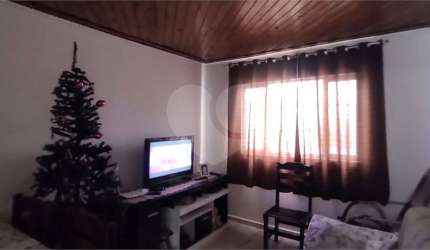 Casa com 2 quartos à venda em Núcleo Habitacional Vereador Edson Francisco Da Silva - SP
