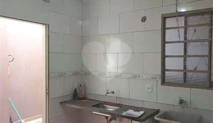 Casa com 3 quartos à venda em Vila Carolina - SP